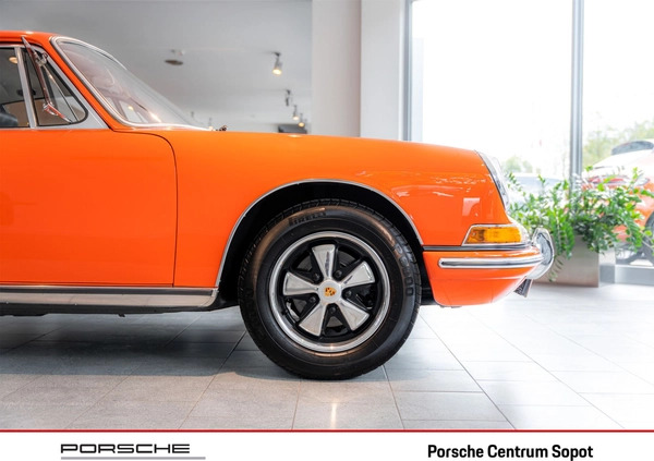 Porsche 911 cena 759911 przebieg: 22900, rok produkcji 1967 z Polanów małe 436